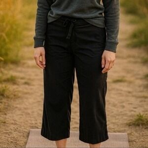 Lucy Capri Pants Womens L Short Black Drawstring Waist Cargo Style Yoga Active